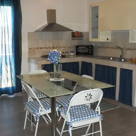 La Casa Sul Mare Apartment *